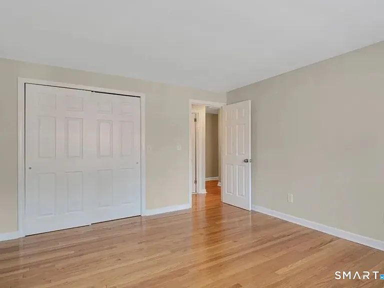 115 S Main St #C18 — Photo 7