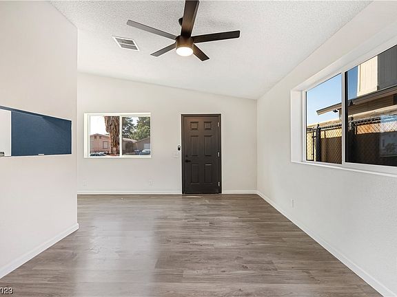 2nd image of 4572 Bingham Ave