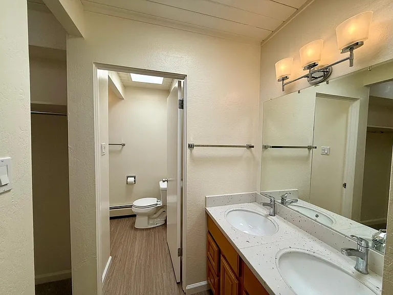336 Mount Shasta Dr — Photo 18