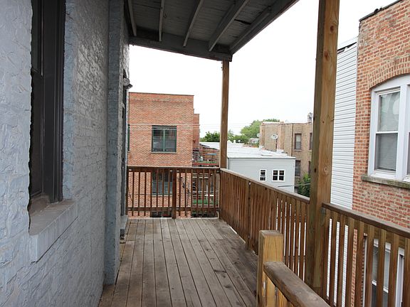 4th image of 2540-42 W Augusta Blvd