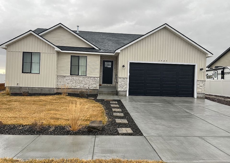 1st image of 3925 Apollo Dr
