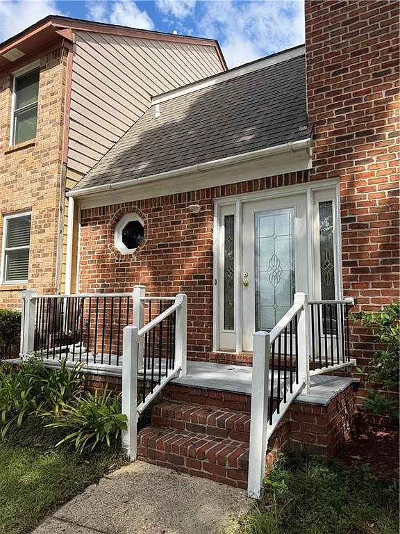 4 bed, 6.0 bath, 1768 sqft, $1,450 — Photo 2