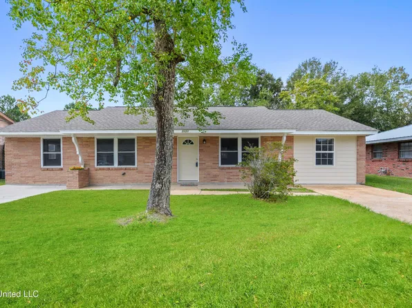 7121 Denver Dr, Biloxi, MS 39532