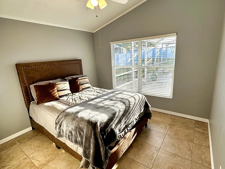 18137 Leafwood Cir — Photo 10