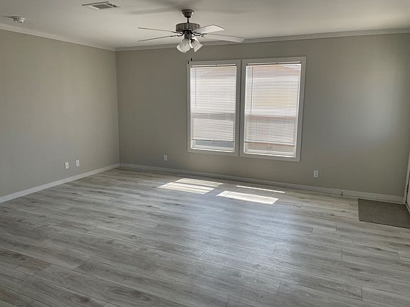 2nd image of 129 Pineland Ave #122