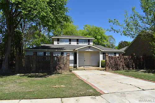 3001 Sutton Dr Photo 1