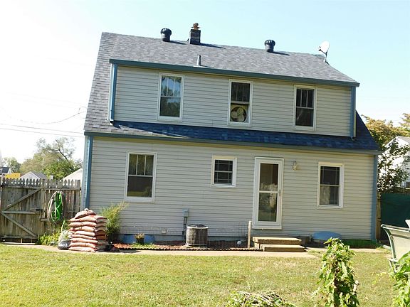 3rd image of 1512 Lynnedale Dr