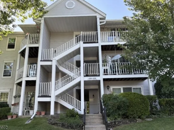 308 Linden St, Mahwah, NJ 07430