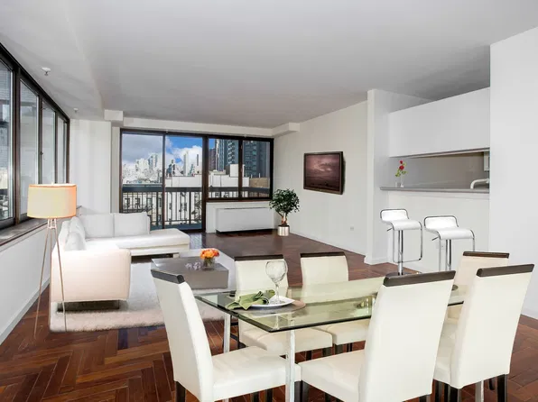 422 East 72nd Street image 1 of 17