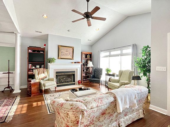 5th image of 2232 Mattaponi Dr NW