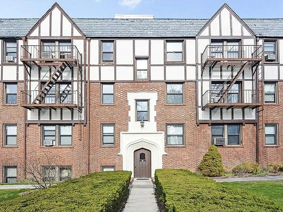 1st image of 11 Greenridge Ave #B2
