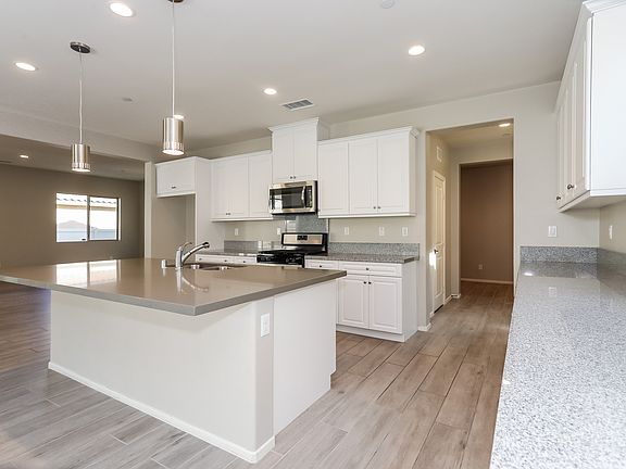 2nd image of 30628 Aspen Glen St