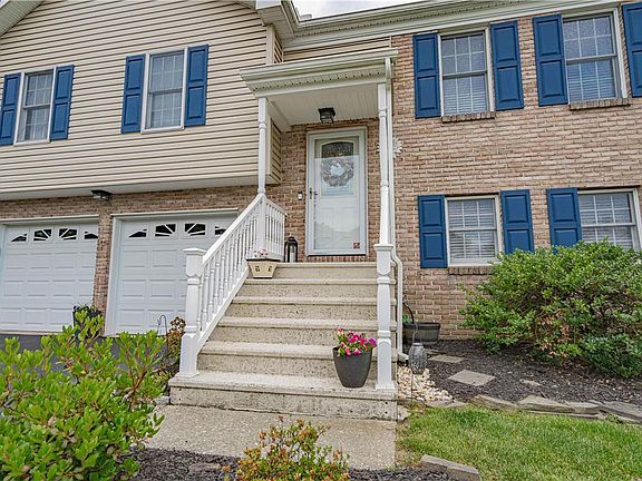 4th image of 518 Greenview Dr