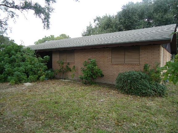 4th image of 614 Bel Air Dr