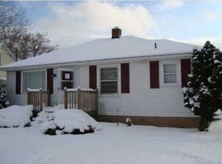 2844 32nd St SE, Grand Rapids, MI 49512
