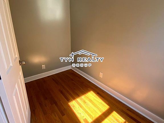 5th image of 29 Hudson St Floor 1