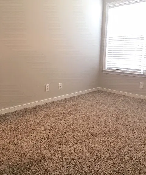 7474 Pebble Lake Dr — Photo 24