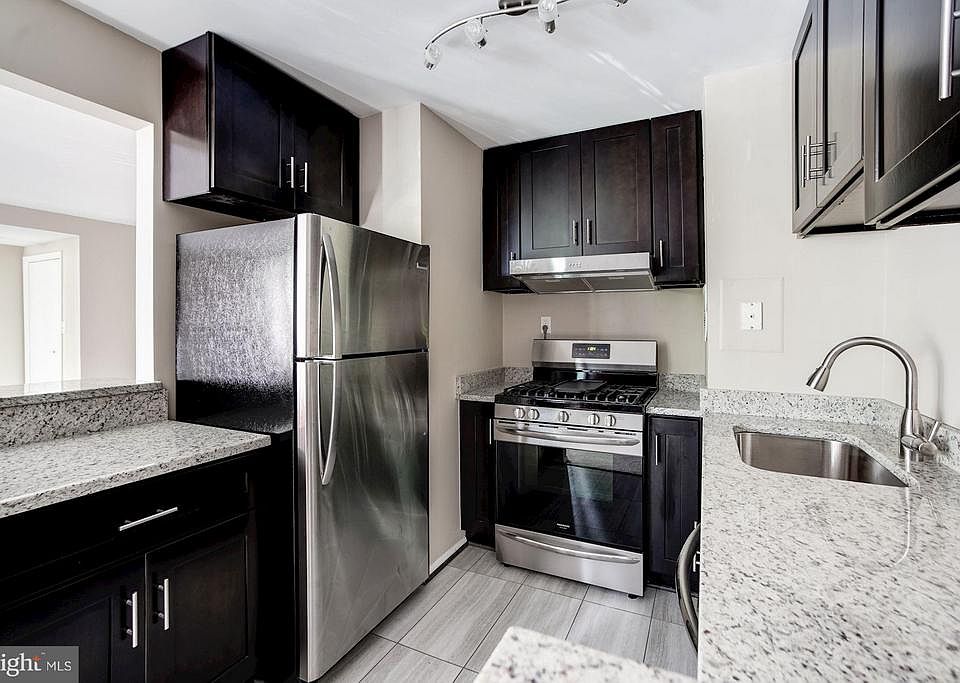 1st image of 12 S Van Dorn St APT 403