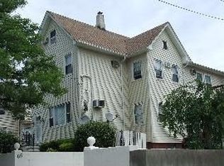 66 Lincoln Pl, East Rutherford, NJ 07073