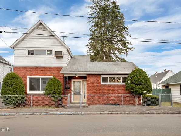 71 3rd Avenue, Waterford, NY 12188