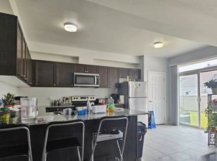 797 Brittanic Rd, Ottawa, ON K2V0R3