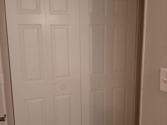 2nd image of 501 SE 8th St APT 103