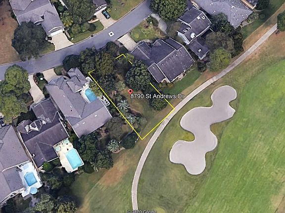 5th image of 8790 Saint Andrews Dr