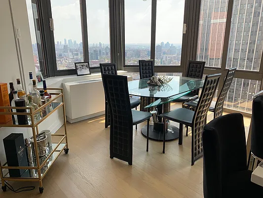 Rented by (Legacy) Elegran | media 35