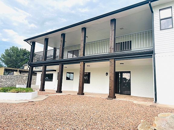 5th image of 2493 Desert Hills Dr