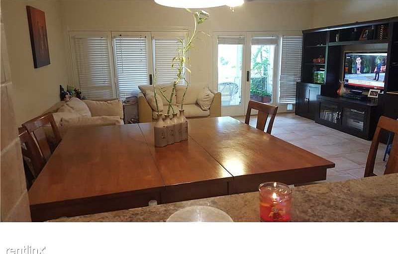 205-A10121873_301_22