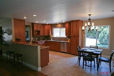Stunning Kitchen with breakfast bar.