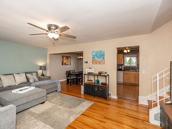 2nd image of 3310 Moonridge Dr