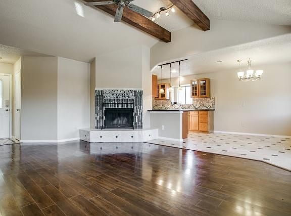 4th image of 10249 Lone Pine Ln