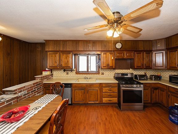 5th image of 65 Beattie St