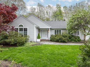 5 Honeysuckle Ln, Old Orchard Beach, ME 04074