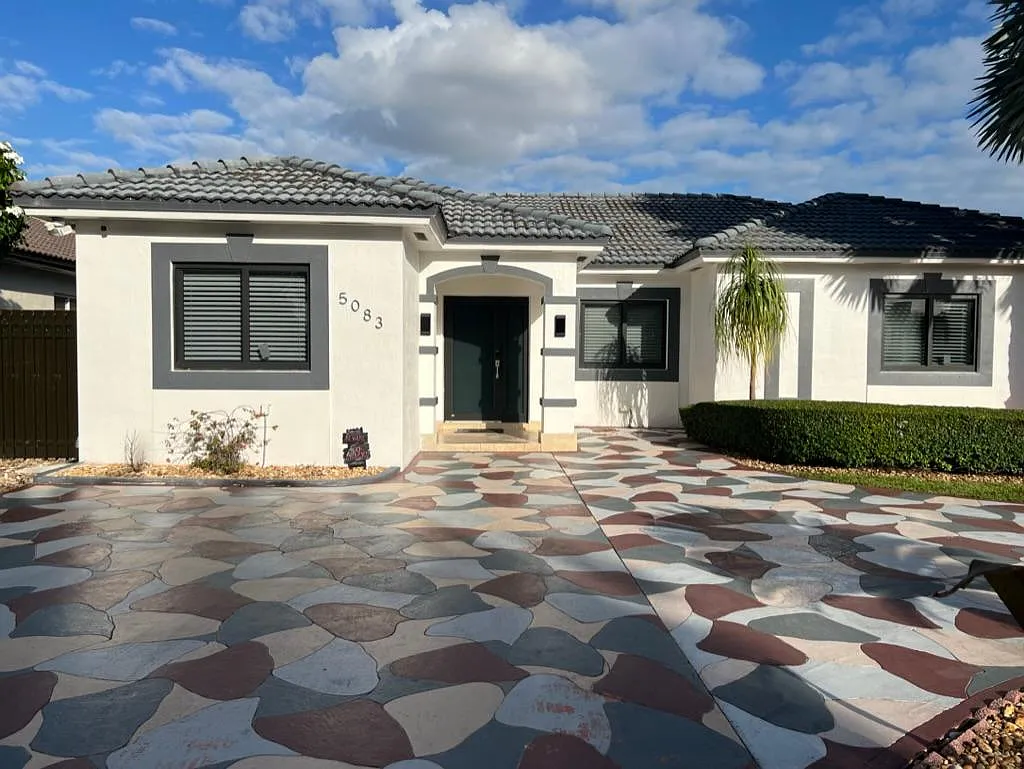 4 bed, 1784 sqft, $4,000 — Photo 3