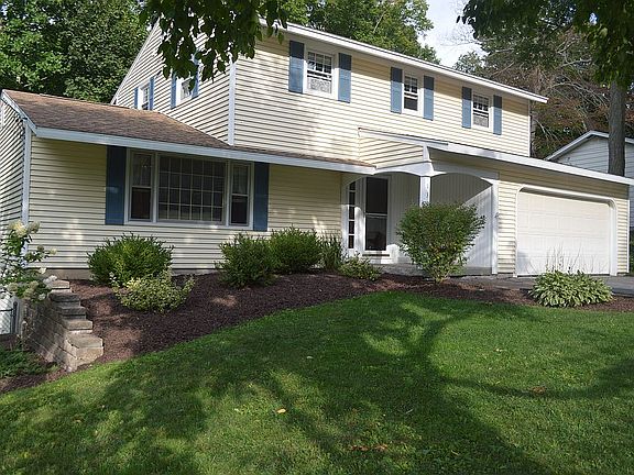 2nd image of 139 Northwood Way