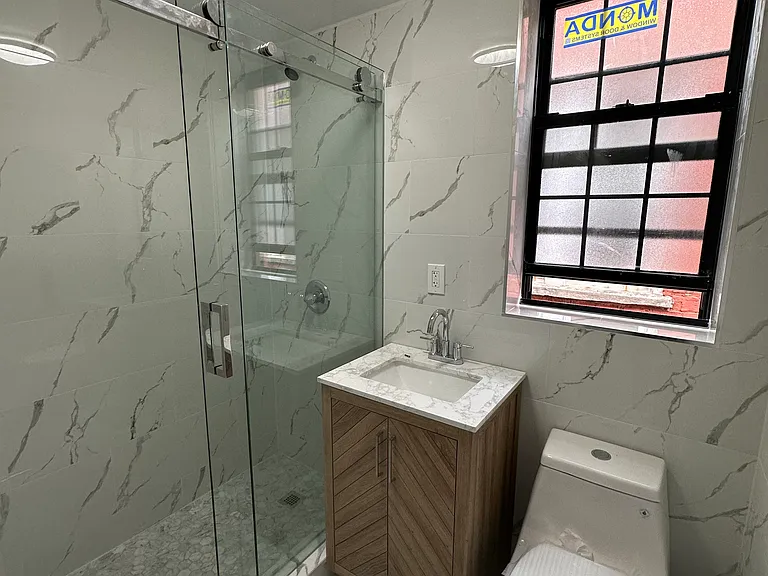 1807 Randall Ave #2A — Photo 9