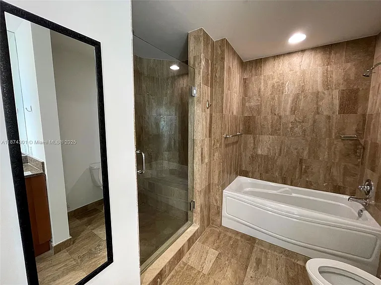 300 S Biscayne Blvd #3410 — Photo 8