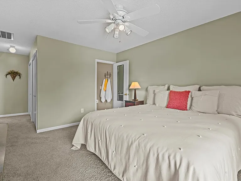 701 Loran Pointe Cir — Photo 10