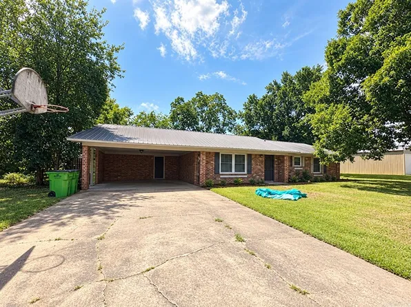 68 Eastwood Dr, Carlisle, AR 72024