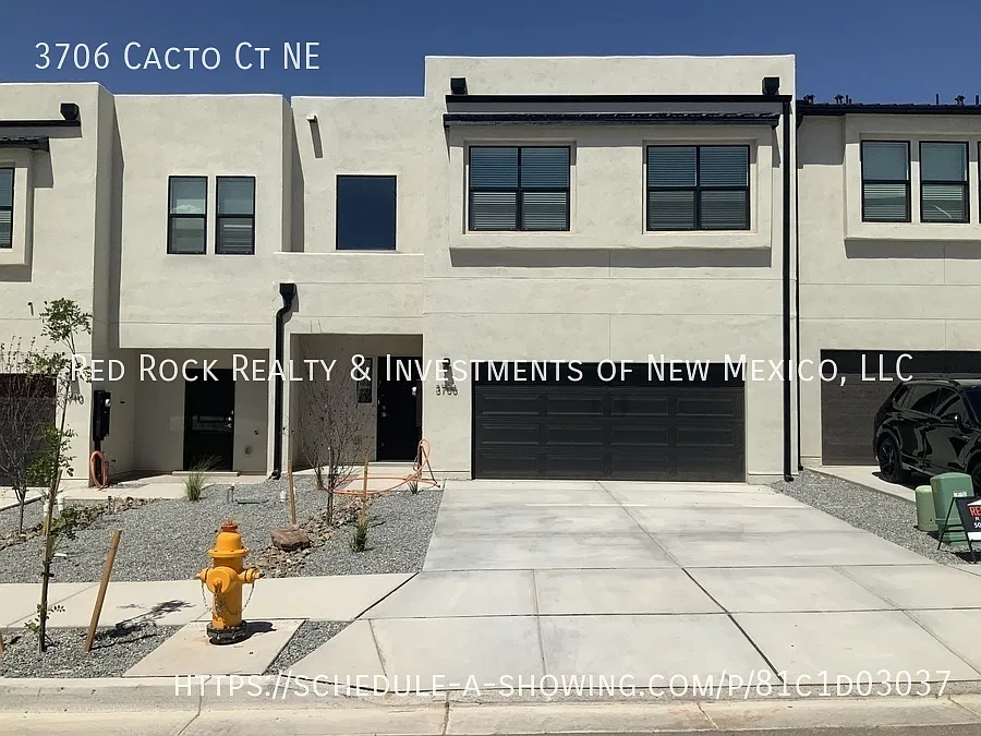 3706 Cacto Ct NE