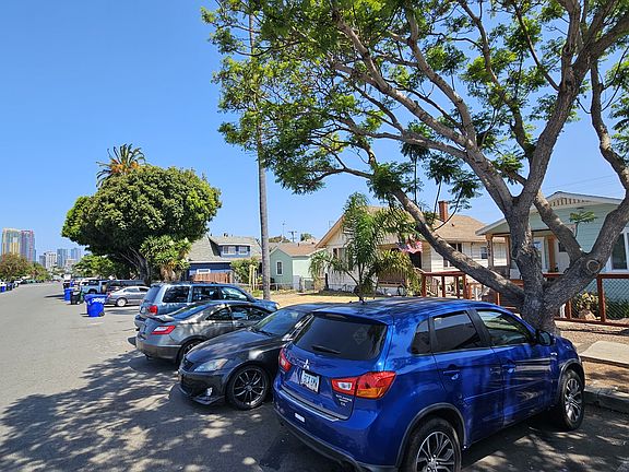 2nd image of 2058 Harrison Ave
