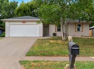 1539 W Seminole St, Springfield, MO 65807