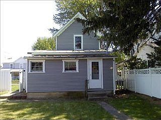2nd image of 604 Central Ave