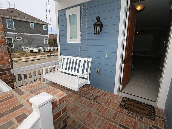3rd image of 6032 Morningside Dr