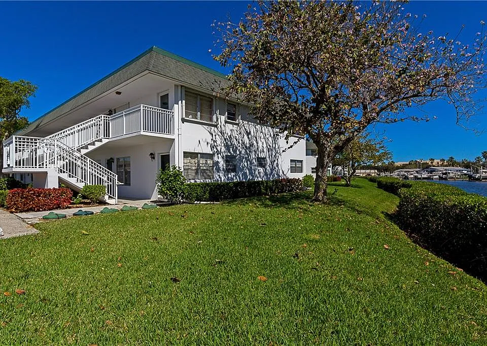 2800 Indian River Blvd #G8