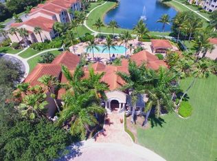 1670 N 42nd Cir APT 208, Vero Beach, FL 32967