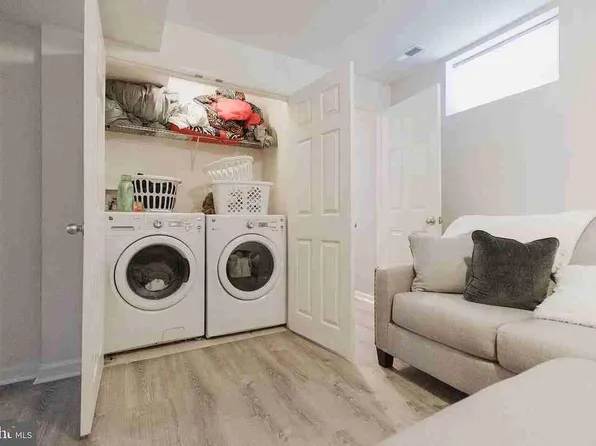 61 Natural Way #61, Martinsburg, WV 25404