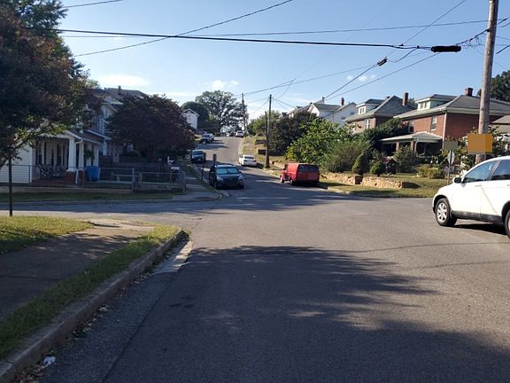 4th image of 1105 Pechin Ave SE